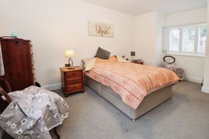 ORCHARD CRESCENT- click for photo gallery